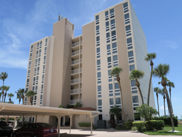 Two Bedroom Beach Condo Communal Pool  Longboat Key